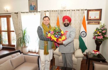 Chief Minister Shri Pushkar Singh Dhami meeting the Governor and wishing him a Happy New Year 2025.