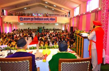 Governor addressing the 9th convocation of Uttarakhand Open University, Haldwani.