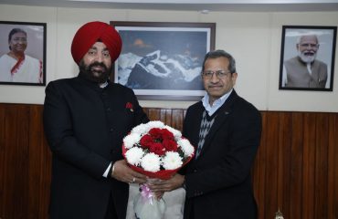 Dr. Manish Naja, Director, Aryabhatta Research Institute of Observational Sciences (ARIES) paying a courtesy call on the Governor in New Delhi.