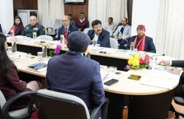 Governor taking the meeting of the management committee of Uttarakhand Sainik Rehabilitation Institute in Raj Bhawan.