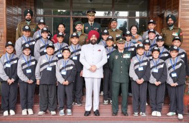 Governor interacting with students from Changthang region of Union Territory, Ladakh, who came on “National Unity Tour”.