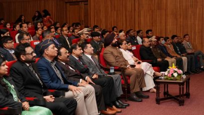 Governor participating in the program on the occasion of ‘National Girl Child Day’ and ‘Uttar Pradesh Foundation Day’ at Raj Bhawan.