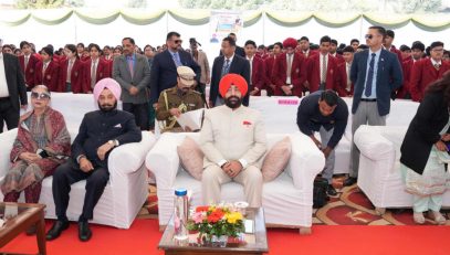 Governor listening to the "Pariksha Pe Charcha-2025" program of Hon'ble Prime Minister Shri Narendra Modi at Doon International School, Dalanwala, Dehradun.