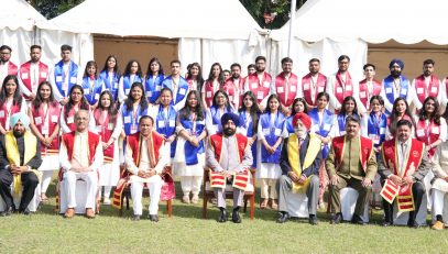 Governor interacting with students receiving degrees and medals at the first convocation of Sardar Bhagwan Singh University, Dehradun.