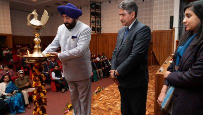 Governor inaugurating the book “Meri Yojana-Kendra Sarkar” prepared by Programme Implementation Department, Uttarakhand Government at Raj Bhawan.