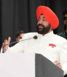 उत्तराखण्ड भाषा संस्थान द्वारा आयोजित साहित्य पूर्णोत्सव के समापन सत्र को संबोधित करते हुए राज्यपाल।;?>