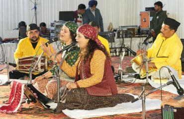 Upreti sisters, Jyoti and Neerja Upreti giving a captivating performance on the occasion of Vasantotsav at Raj Bhawan.