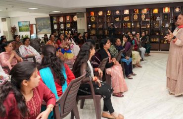 First Lady Smt. Gurmeet Kaur celebrating Holi Milan programme with women at Raj Bhawan.