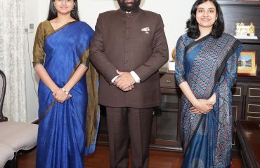 Trainee IAS officers of Uttarakhand cadre, Ms. Gauri Prabhat and Ms. Dikshita Joshi, paying a courtesy call on the Governor.