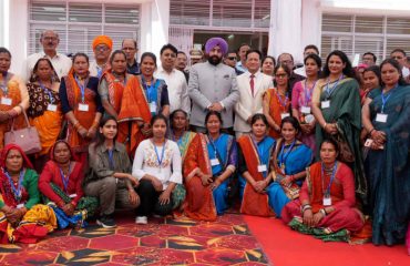 Governor with women of self-help group at Gaura Devi Training Centre of Govind Ballabh Pant Agricultural and Technology University, Pantnagar.
