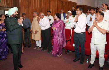 राजभवन में आयोजित स्माइल सुजोक फाउंडेशन द्वारा ‘‘10वां उत्तराखण्ड सुजोक महोत्सव’’ में प्रतिभाग करते हुए राज्याल।