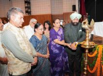 Governor inaugurating the “10th Uttarakhand Sujok Mahotsav” organized by Smile Sujok Foundation at Raj Bhawan.;?>