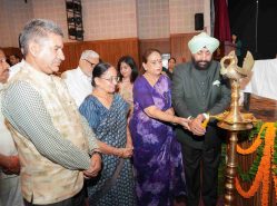 Governor inaugurating the “10th Uttarakhand Sujok Mahotsav” organized by Smile Sujok Foundation at Raj Bhawan.