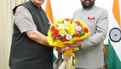 Cabinet Minister Shri Ganesh Joshi paying a courtesy call on the Governor.
