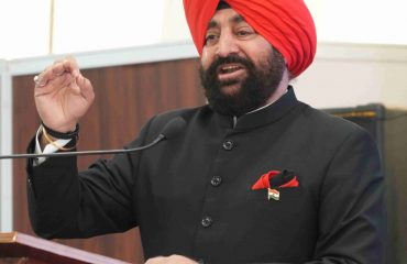 देहरादून छावनी के जसवंत ग्राउंड में आयोजित ‘‘सूर्या ड्रोन टेक 2025’’ कार्यक्रम को संबोधित करते हुए राज्यपाल।