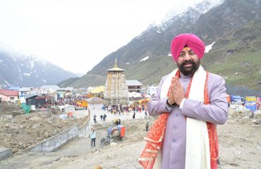 Governor visiting Kedarnath Dham and having darshan of Baba Kedar ji.