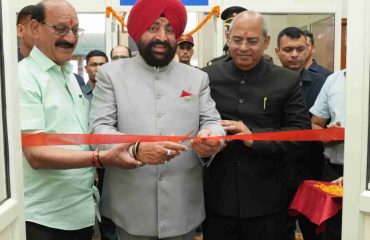 Governor inaugurating AI R&D Hub, Robotics Lab, and Internet of Things (IoT) Lab at Uttarakhand Technology University Campus.