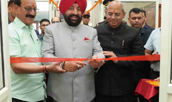 Governor inaugurating AI R&D Hub, Robotics Lab, and Internet of Things (IoT) Lab at Uttarakhand Technology University Campus.