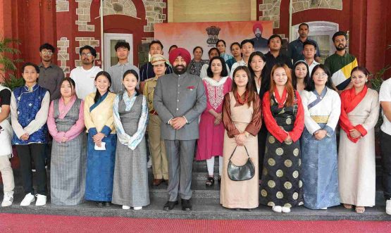 Governor with the students of Sikkim on the occasion of Sikkim State Foundation Day at Raj Bhawan.