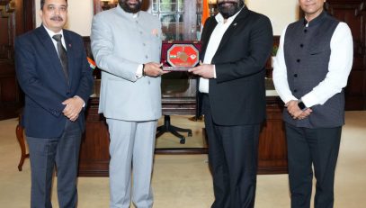 Chairman of Indian Oil Corporation Limited (IOCL) Shri A. S. Sahni and Executive Director Shri Hemant Rathore paying courtesy call on the Governor.