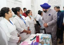 Governor inspecting the one-day special medical camp organized at Raj Bhawan Nainital and getting information about health check-up from the doctors.;?>