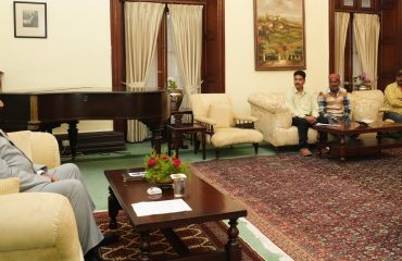 Governor meeting with the officials of Boat Association Nainital at Raj Bhawan.
