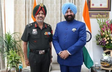 GOC Uttarakhand Sub Area Major General M.P.S Gill paying a courtesy call on the Governor.