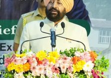 शेरवुड कॉलेज के 156वें स्थापना दिवस कार्यक्रम को संबोधित करते हुए राज्यपाल।;?>