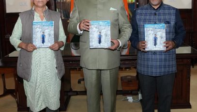 Governor releasing the book “Role of Women in Post-Independence Uttarakhand” written by Prof. Savitri Kaida Jantwal.