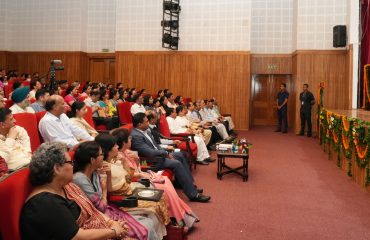 Governor addressing the award ceremony under “TB Free India Campaign” organized by National Health Mission, Uttarakhand at Raj Bhawan.