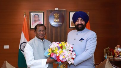 Governor Lt. Gen Gurmit Singh (Retd) paying a courtesy call on the Governor of Assam, Shri Laxman Prasad Acharya, at Assam Bhawan, New Delhi.