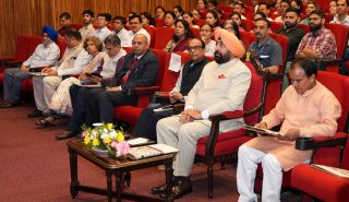 Governor participating as the chief guest in the 'Holistic Medical Seminar' on health awareness organized by Hemvati Nandan Bahuguna Uttarakhand Medical Education University at the Raj Bhawan.