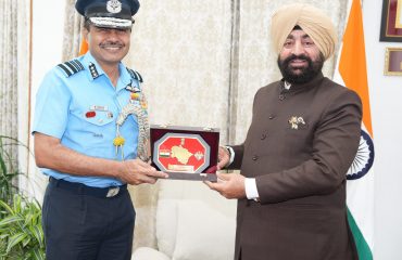 Air Officer Commanding-in-Chief, Central Air Command, Air Marshal Balakrishnan Manikantan paying a courtesy call on Governor.