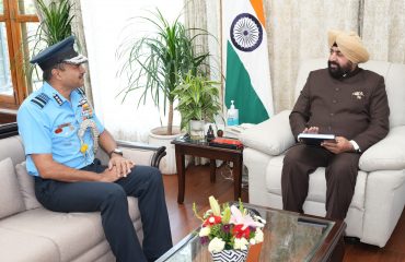Air Officer Commanding-in-Chief, Central Air Command, Air Marshal Balakrishnan Manikantan paying a courtesy call on Governor.