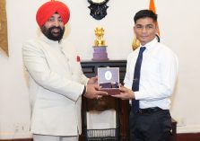 Governor honoring Army personnel who conquered Mount Everest at a program organized at Raj Bhawan.;?>