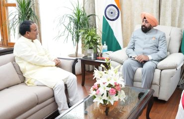 स्वास्थ्य और उच्च शिक्षा मंत्री डॉ. धन सिंह रावत