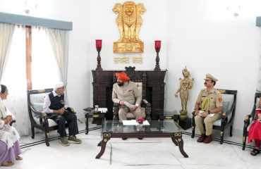 राजभवन में जन मिलन कार्यक्रम