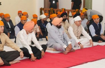 तीन दिवसीय अखण्ड पाठ के समापन