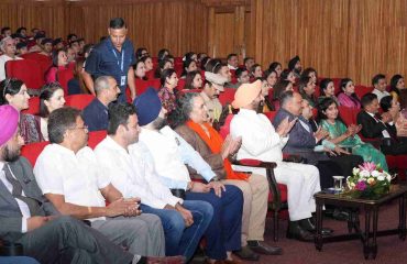 The Governor participating in the Mental Health Awareness Programme at Raj Bhawan.