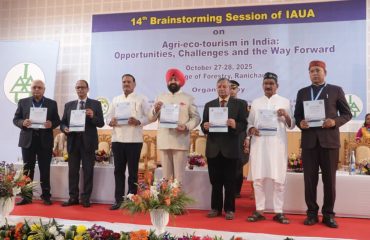The Governor releasing a magazine on the occasion of the inauguration of a two-day Chintan Shivir at the Forestry College, Ranichauri.