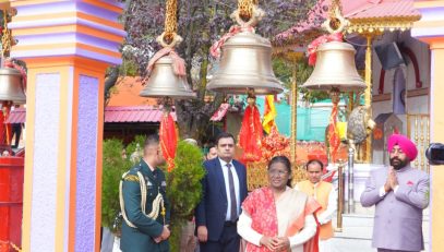 President Mrs. Draupadi Murmu worshiping Shakti Peeth Maa Naina Devi