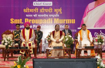 विश्वविद्यालय, नैनीताल के 20वें दीक्षांत समारोह के अवसर पर राष्ट्रपति एवं राज्यपाल।