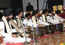 श्री गुरु तेग बहादुर जी के 350वें शहीदी वर्ष में आयोजित ‘‘हिन्द की चादरः एक सर्वाेच्च बलिदान गाथा’’ कार्यक्रम;?>