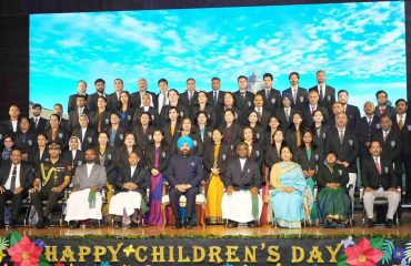 The Governor with the college principal, Brother Jayaseelan, and teachers at the 