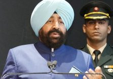 The Governor addressing the 