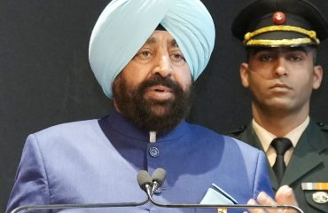 The Governor addressing the 