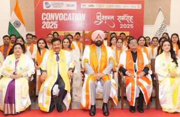 The Governor attending the 6th Convocation as the Chief Guest.