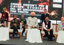 दून कल्चरल एंड लिटरेरी सोसायटी द्वारा आयोजित ‘‘क्राइम लिटरेचर फेस्टिवल’’ के शुभारंभ कार्यक्रम के अवसर पर राज्यपाल।;?>