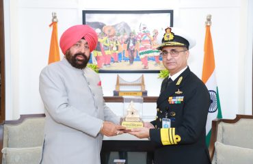 वाइस एडमिरल