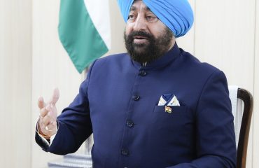 जीसीटीसी द्वारा नई दिल्ली में “पुलिस सुधार @20 (प्रकाश सिंह निर्णय) विकसित भारत की ओर” विषय पर आयोजित राष्ट्रीय सम्मेलन को वर्चुअल माध्यम से संबोधित करते हुए राज्यपाल।